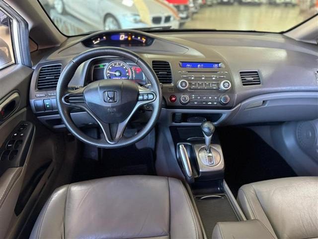 
Honda Civic LXS 2009 full									