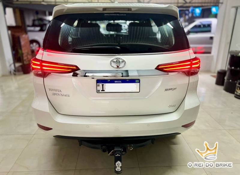 Toyota SW4 SRX 2017