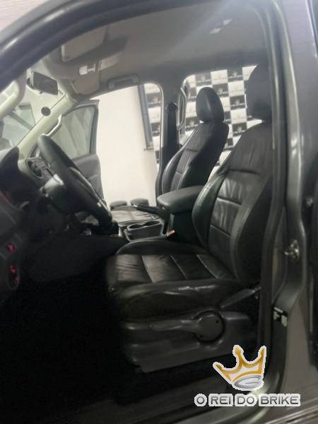 
Volkswagen AMAROK CD Highline 2011 full									