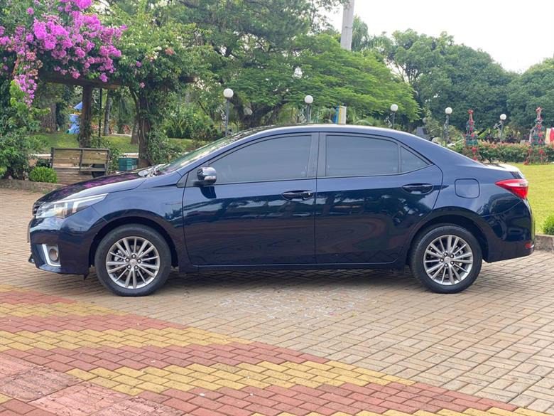 Toyota corolla XEI 2017