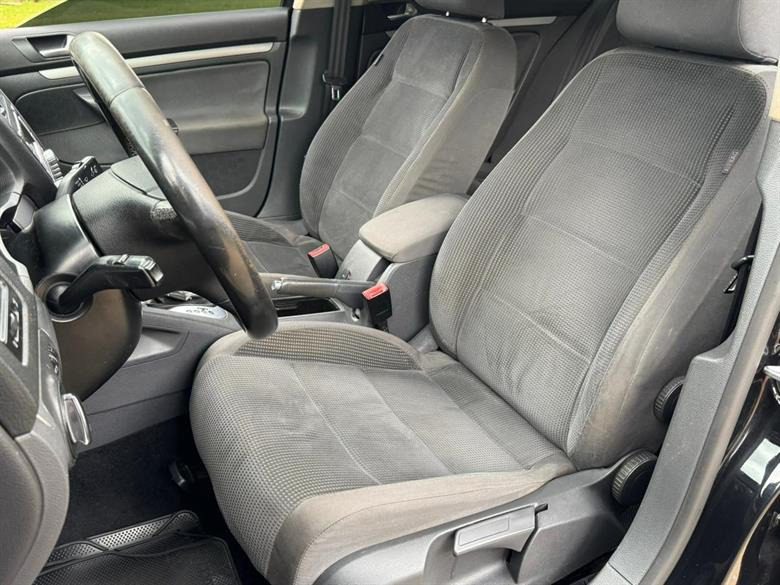 
Volkswagen Jetta Tiptronic 2008 full									