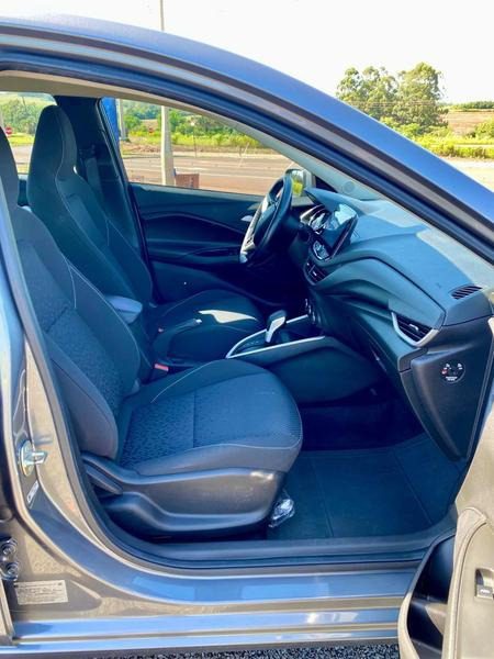 
Chevrolet ONIX PLUS LTZ 2022 full									