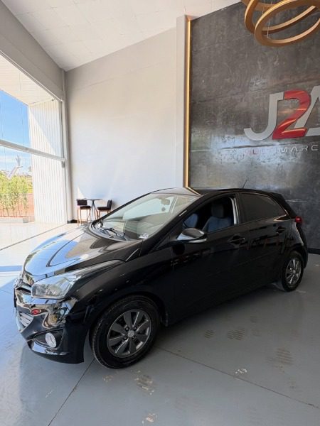 
Hyundai HB20 2014 full									