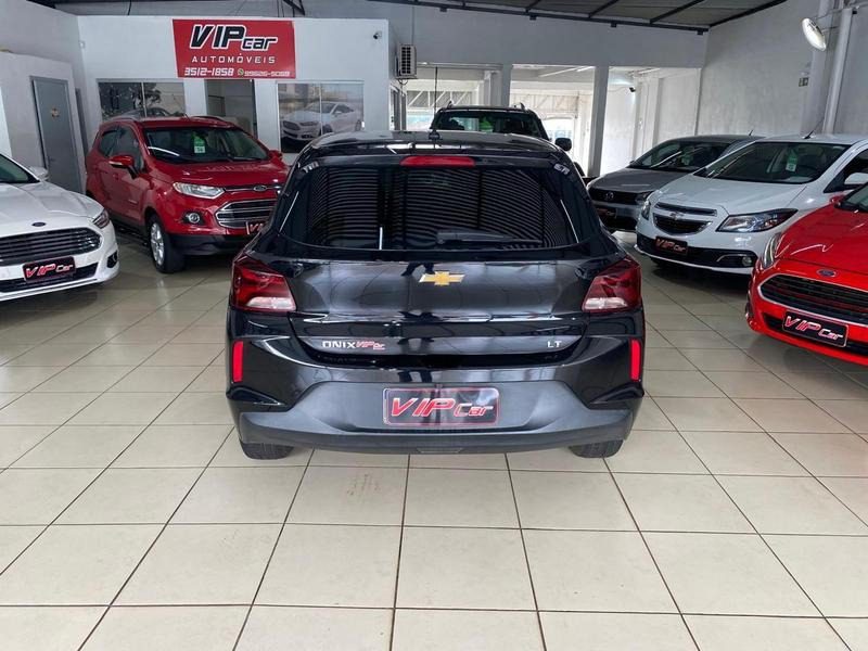 
Chevrolet ONIX LT 2022 full									