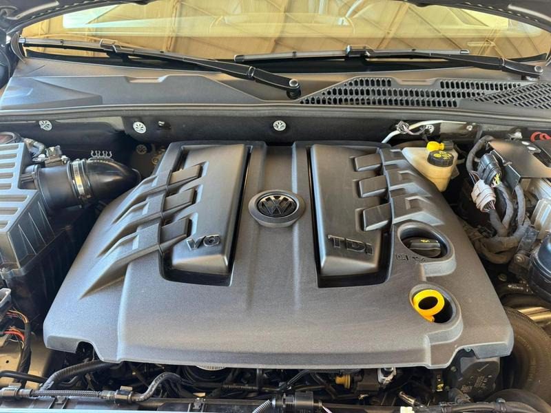 
Volkswagen AMAROK EXTR 2024 full									