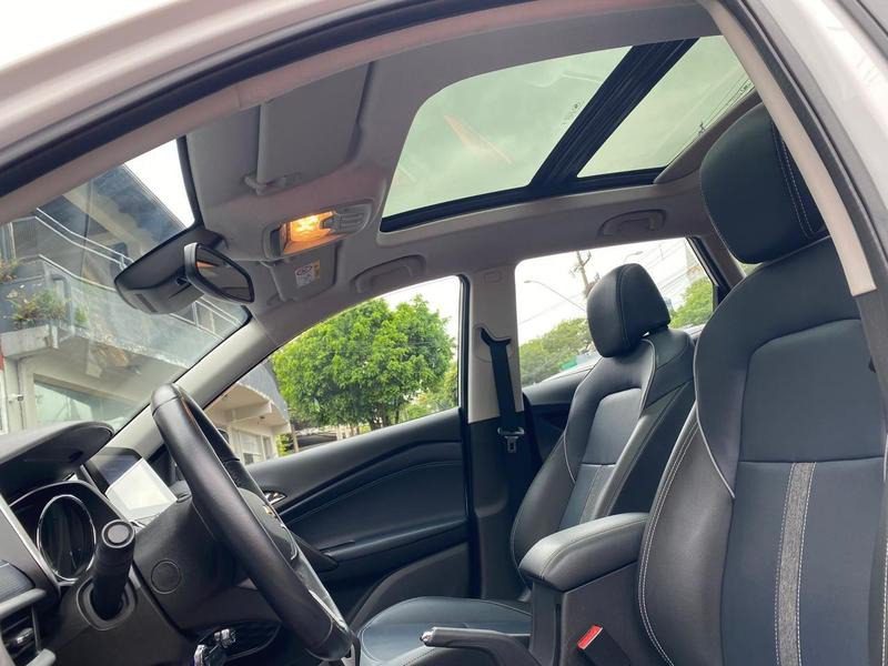 
Chevrolet TRACKER 2025 full									