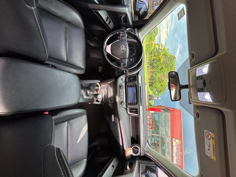 
Toyota RAV4 2018 full									