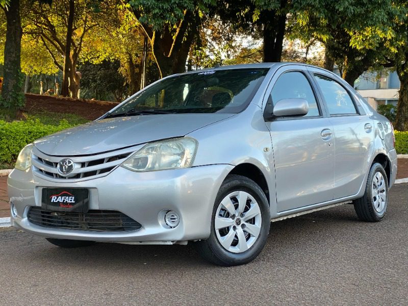 Toyota Etios 2013