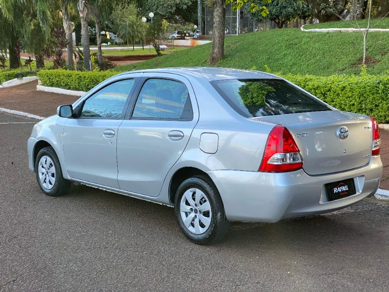 Toyota Etios 2013