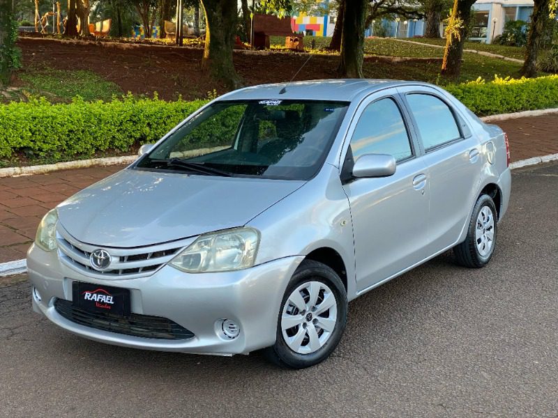 Toyota Etios 2013