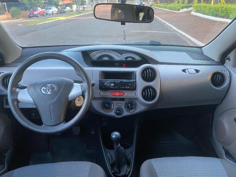 
Toyota Etios 2013 full									
