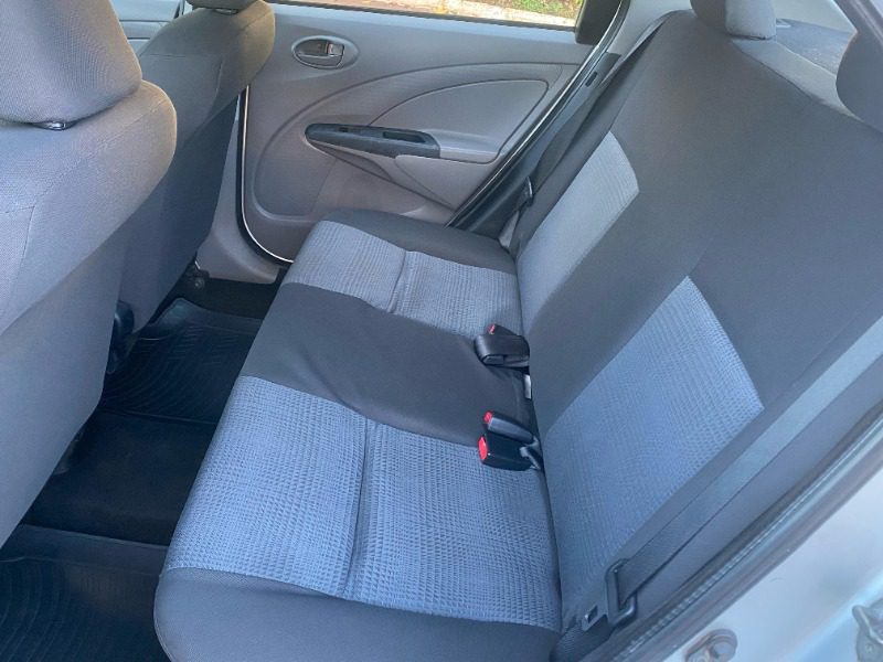 
Toyota Etios 2013 full									
