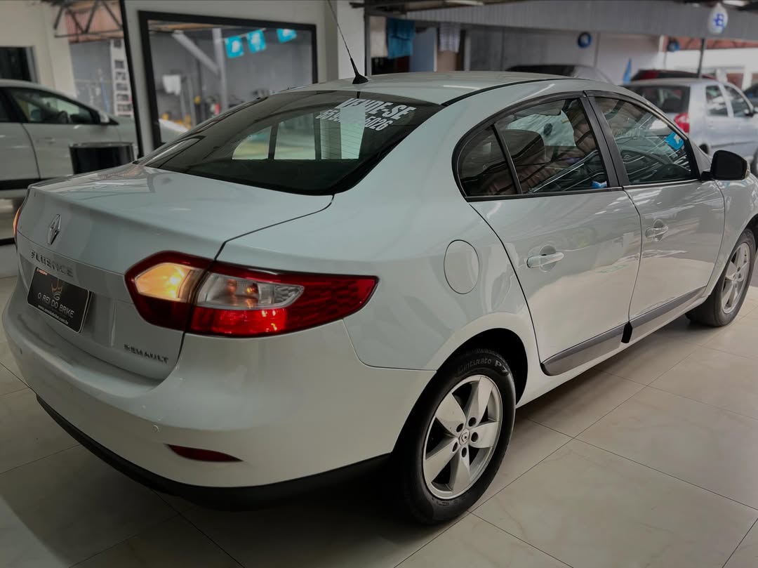 Renault FLUENCE EXPRESSION 2014