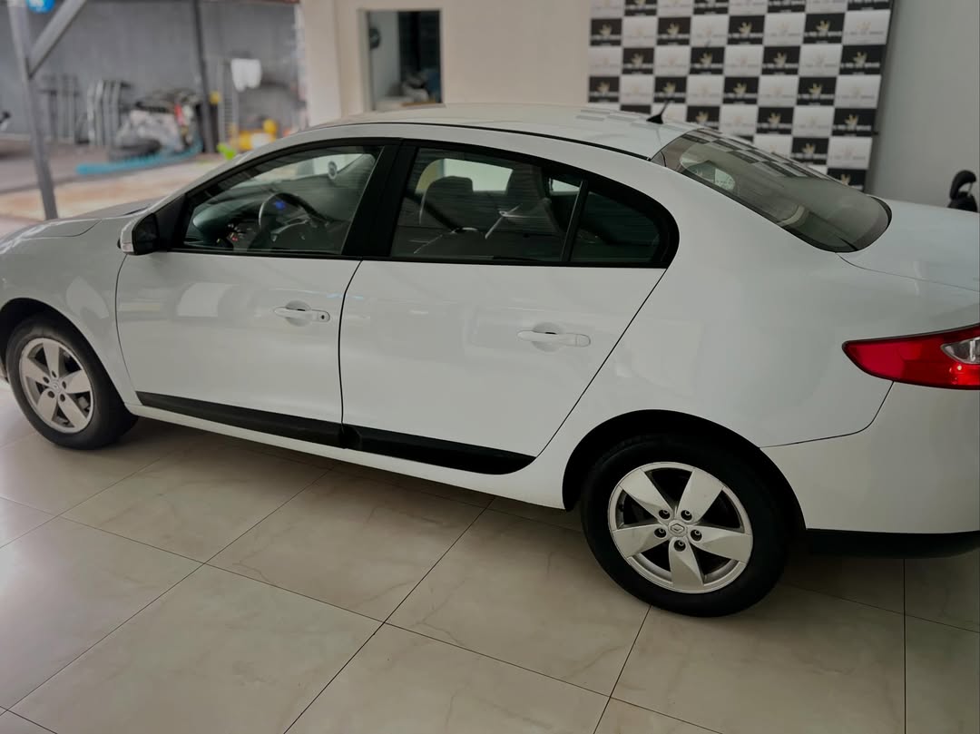 Renault FLUENCE EXPRESSION 2014