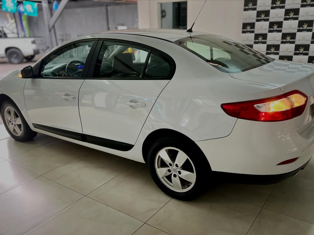 Renault FLUENCE EXPRESSION 2014