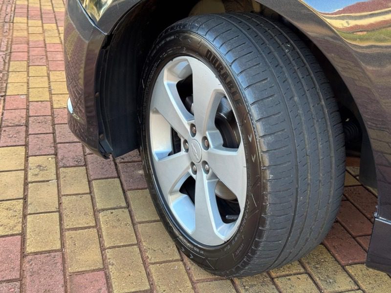 
Chevrolet Cruze LT 2014 full									
