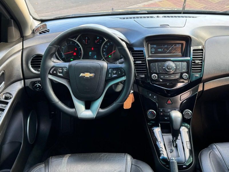 
Chevrolet Cruze LT 2014 full									