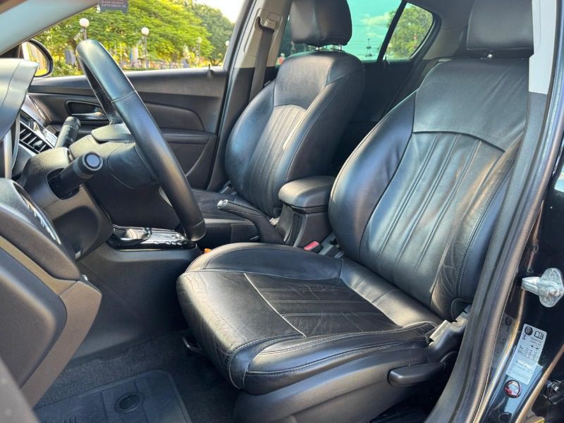 
Chevrolet Cruze LT 2014 full									