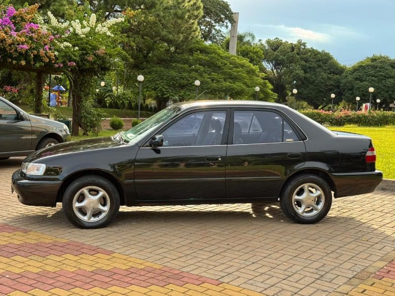 Toyota corolla XEI 2002