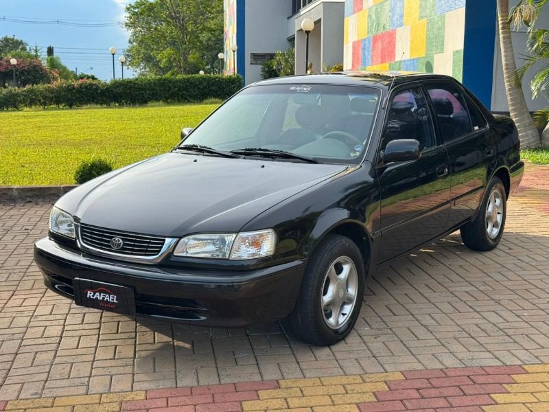Toyota corolla XEI 2002