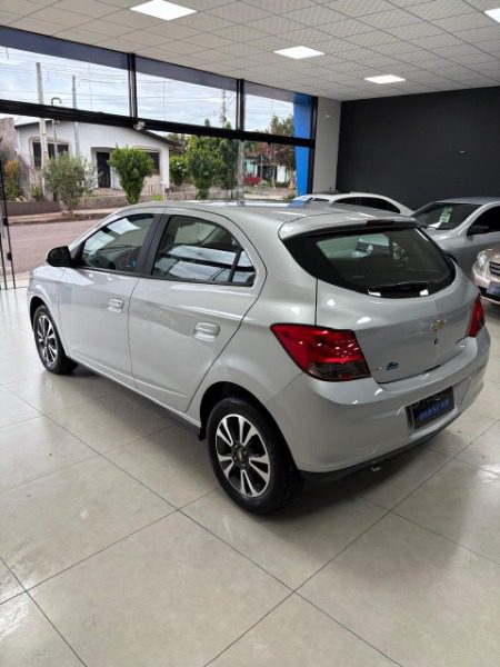 Chevrolet Onix LTZ 2016