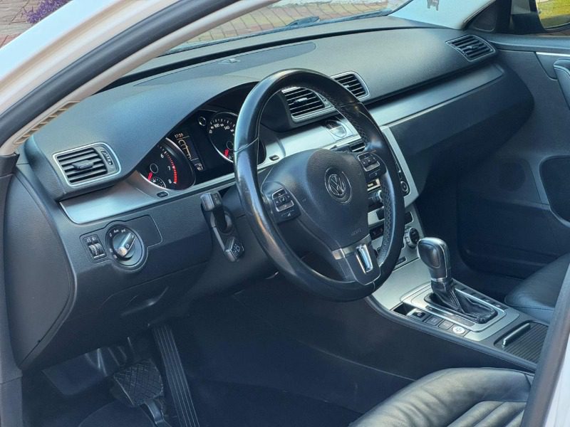 
Volkswagen Passatt 2.0 TSI 2014 full									