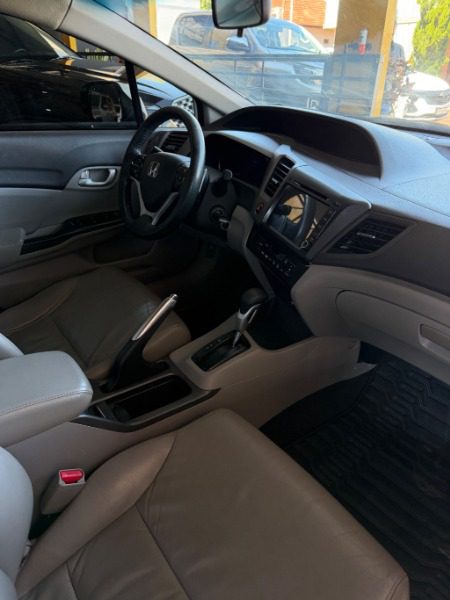 
Honda Civic LXR 2014 full									