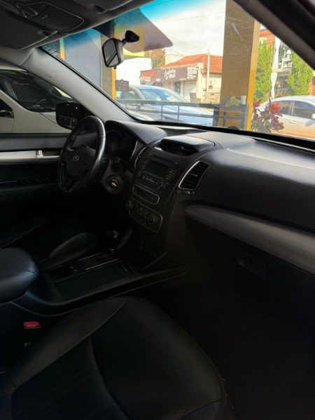 
Kia Sorento 2015 full									