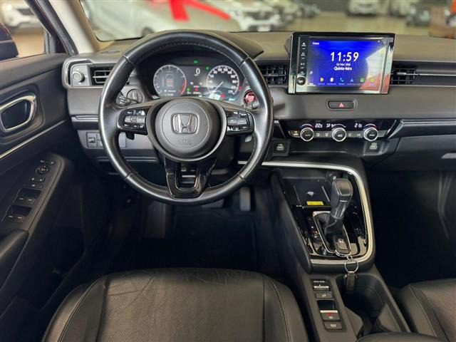 
Honda HR-V Touring 2024 full									