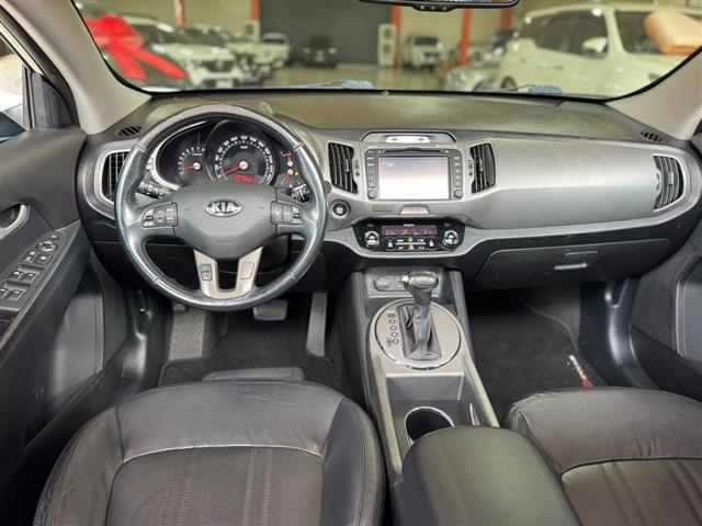 
KIA Sportage EX 2015 full									