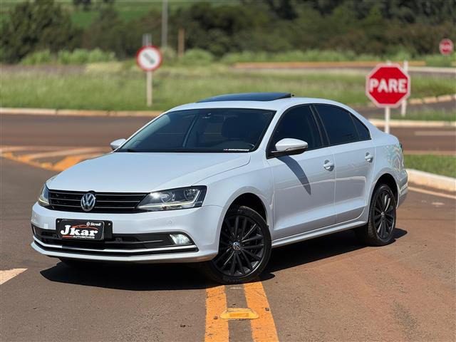 Volkswagen JETTA Comfortline 2017