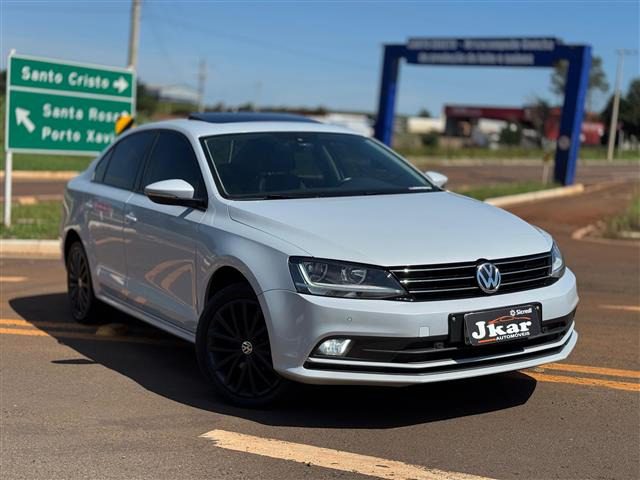 Volkswagen JETTA Comfortline 2017