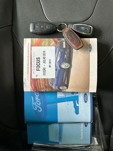 
Ford Focus Titanium 2017 full									
