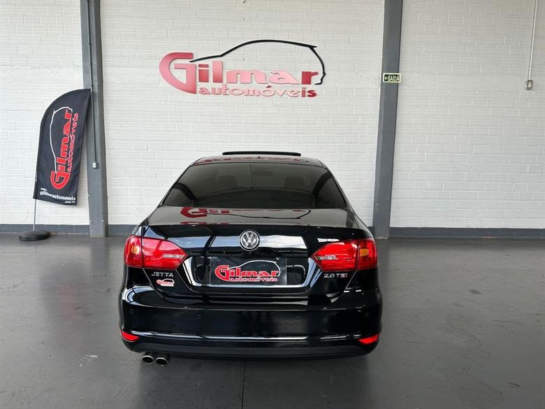 Volkswagen Jetta Highline TSi 2014