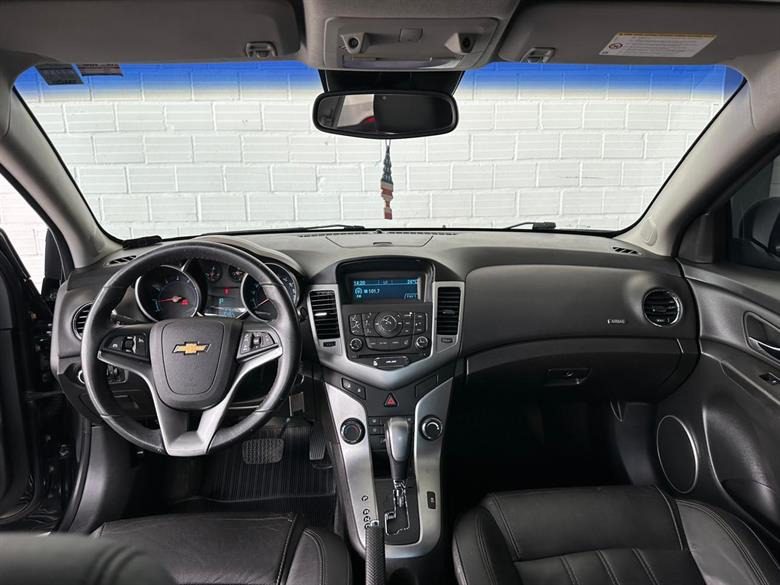 
Chevrolet Cruze LT 2013 full									