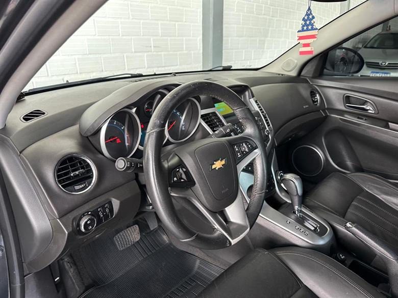 
Chevrolet Cruze LT 2013 full									