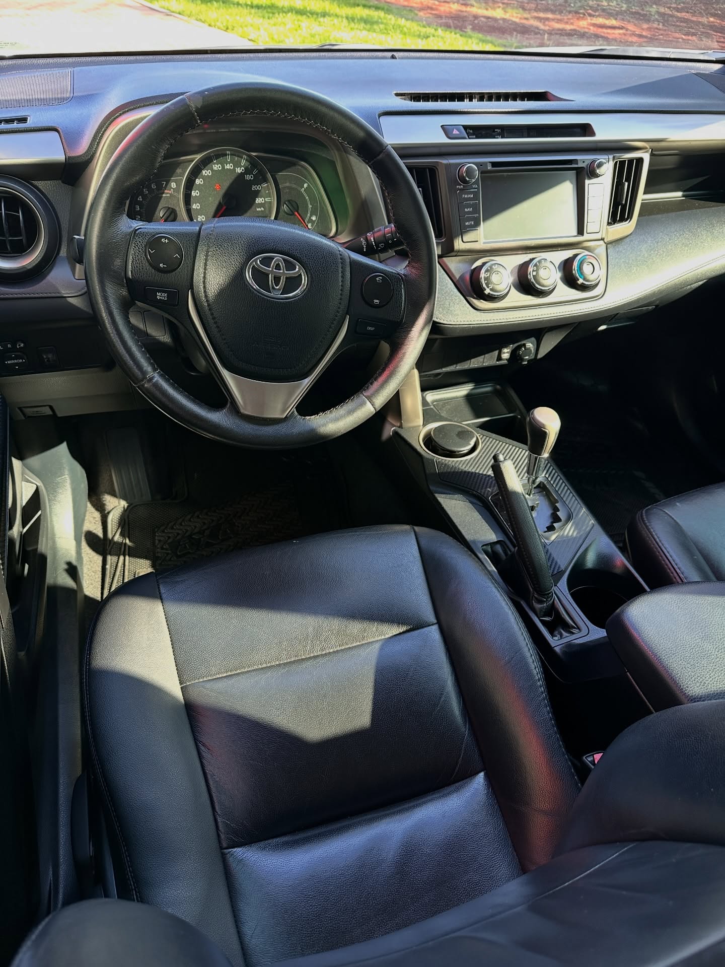 TOYOTA RAV4 2014