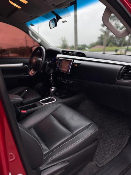 
Toyota HILUX 2018 full									