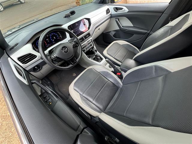
Volkswagen T-Cross Highline 2020 full									