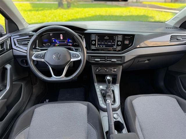 
Volkswagen Polo confortline TSI 2024 full									
