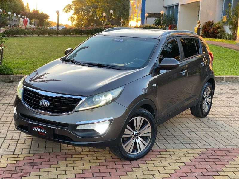 
Kia Sportage LX 2014 full									