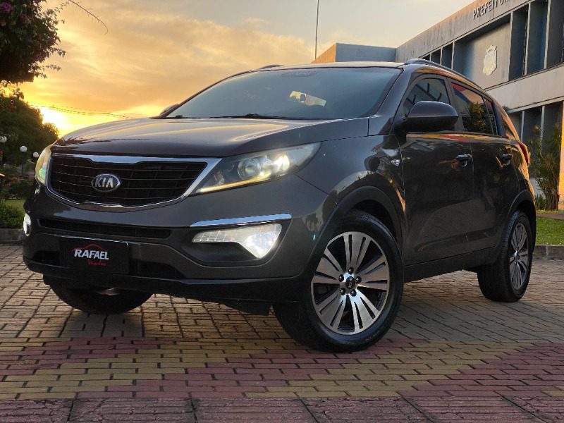 
Kia Sportage LX 2014 full									