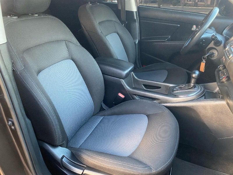 
Kia Sportage LX 2014 full									