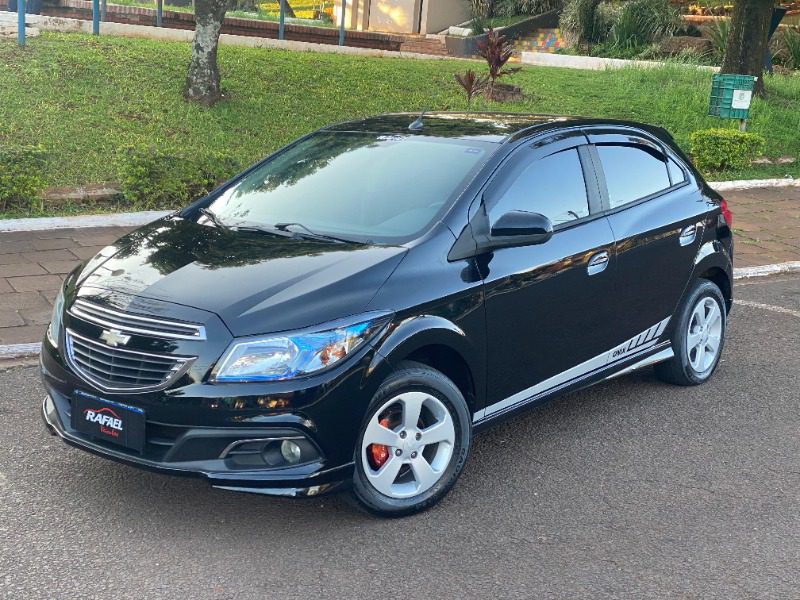 Chevrolet ONIX LT 2013
