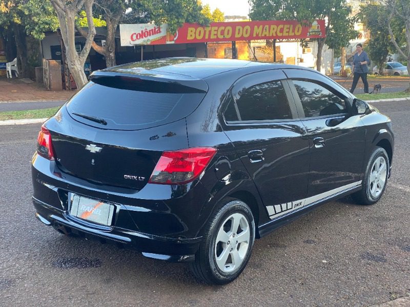 
Chevrolet ONIX LT 2013 full									