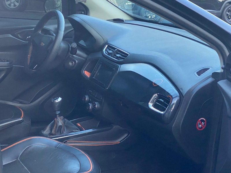 
Chevrolet ONIX LT 2013 full									