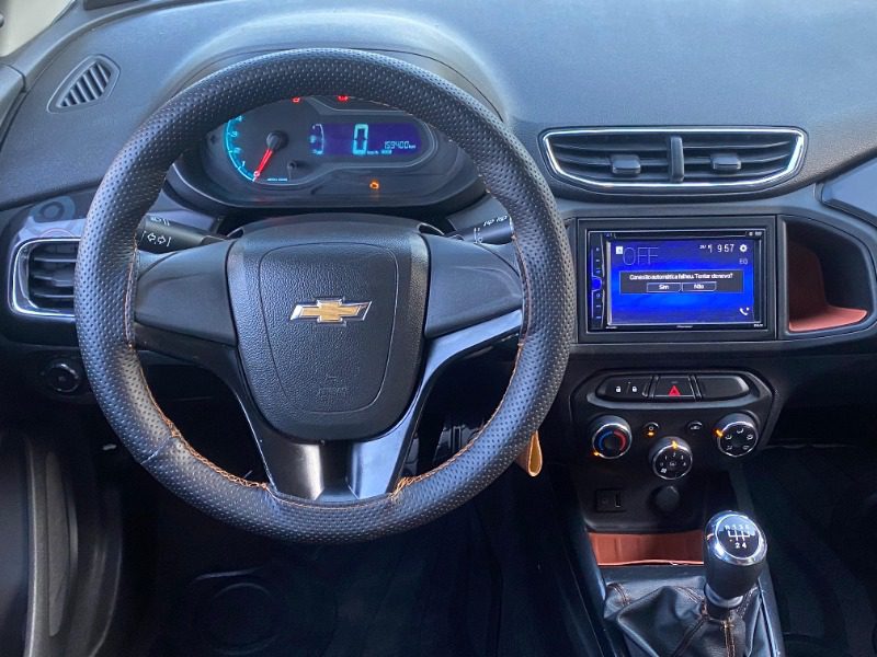 
Chevrolet ONIX LT 2013 full									