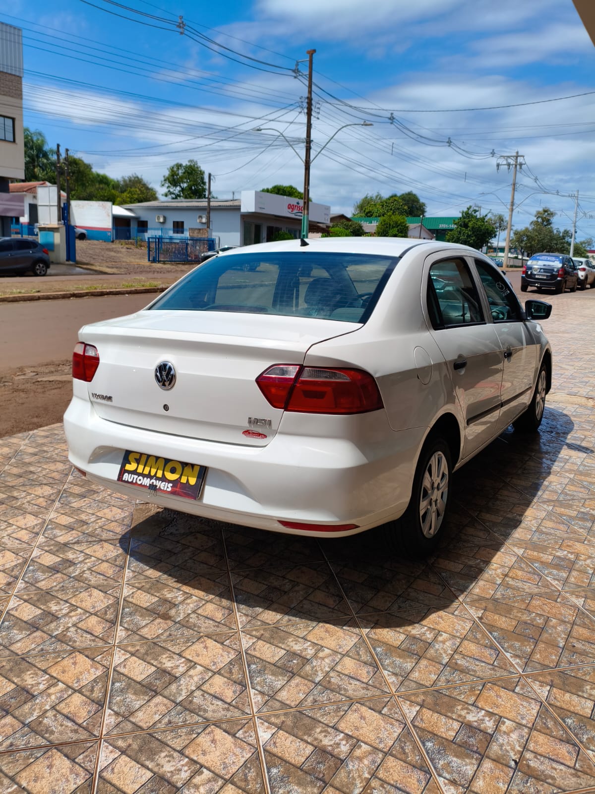 VOLKSWAGEN VOYAGE 2016