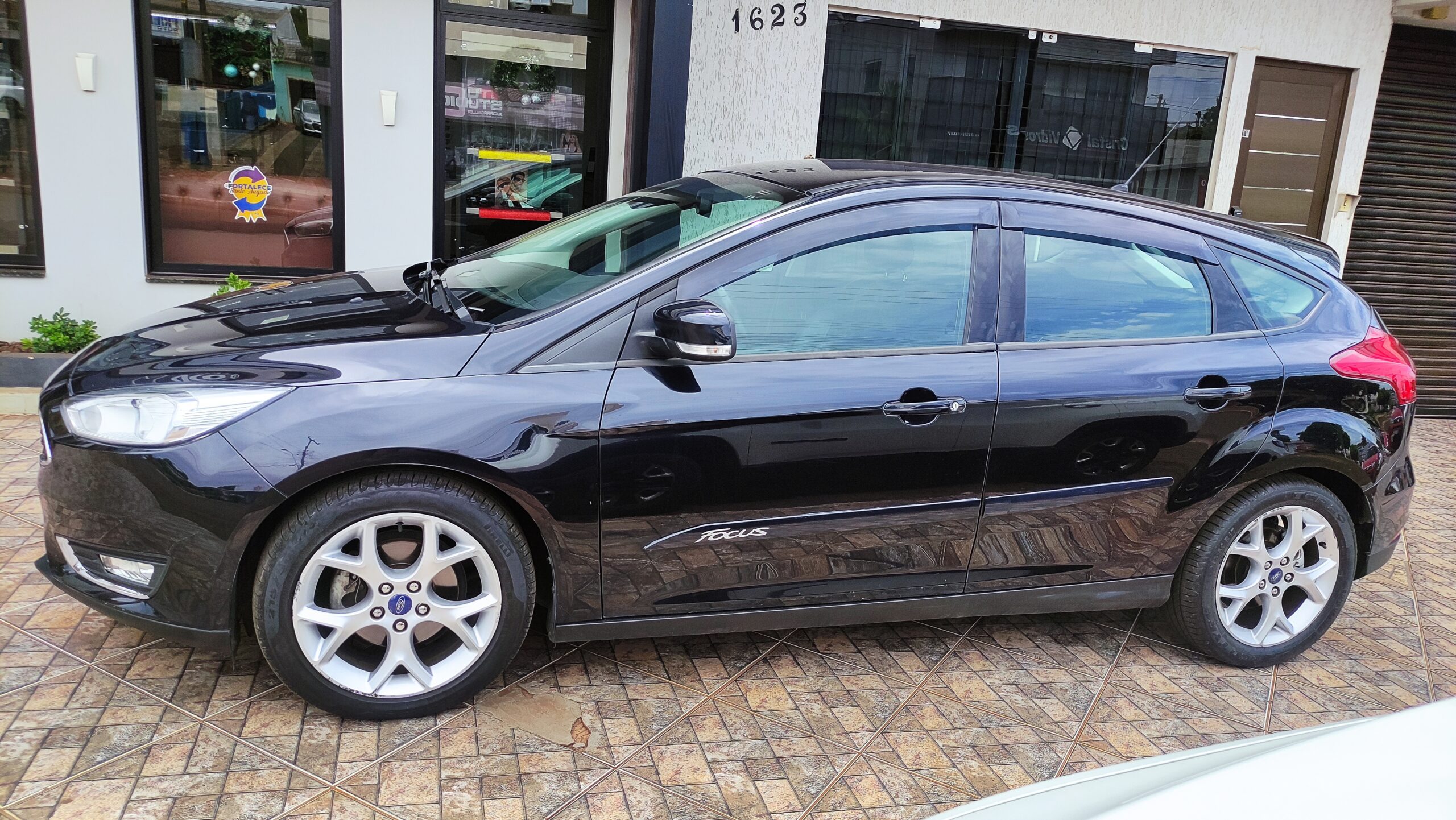 
Ford Focus 2016 full									