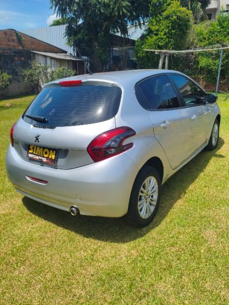 Peugeot 208 2019